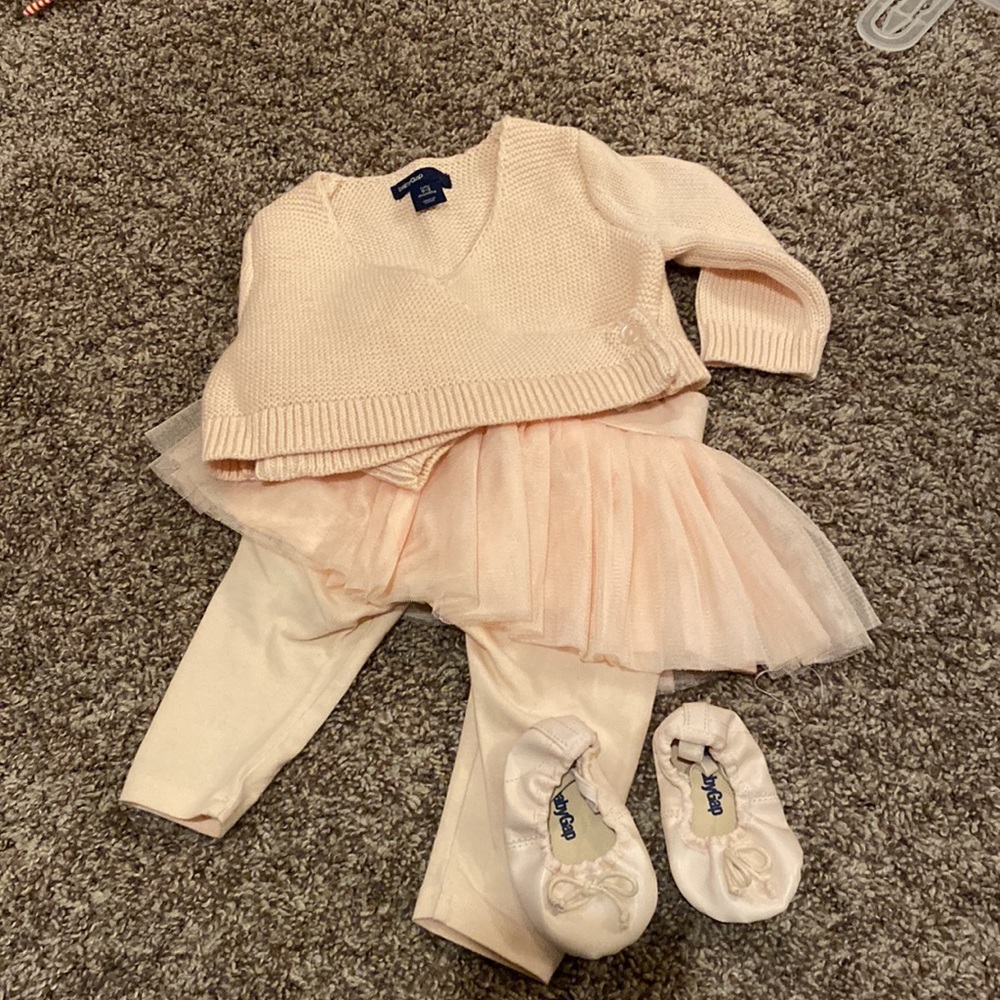 Baby GAP pink ballet outfit with shoes